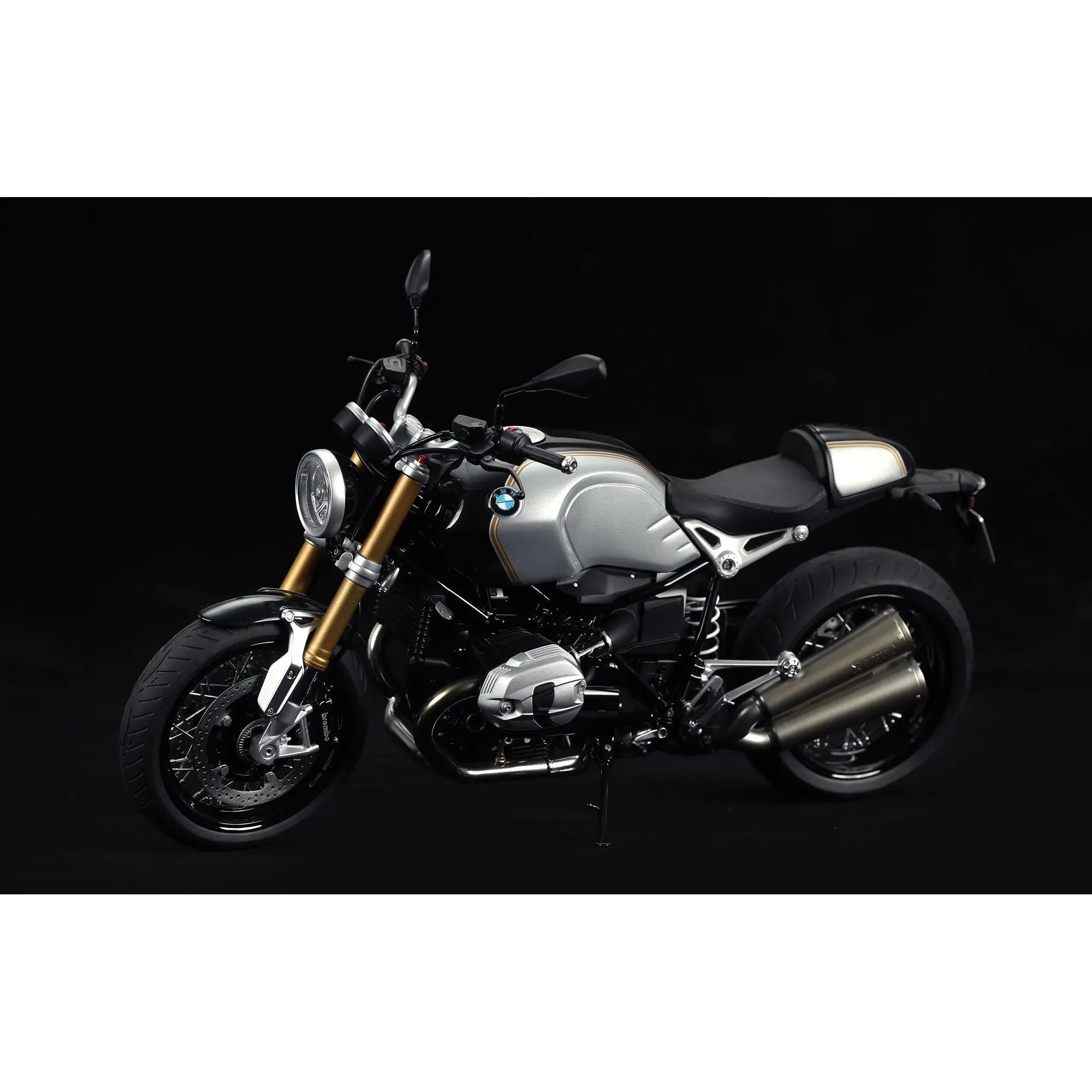 1/9 BMW R nineT Plastic Model Kit - Hobbies