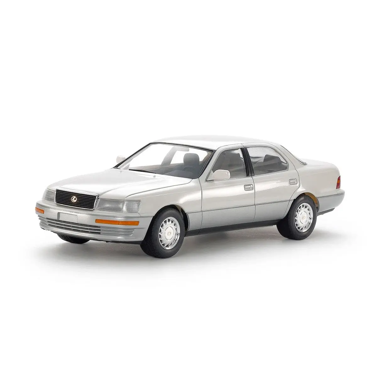 1/24 Lexus LS 400 - Hobbies