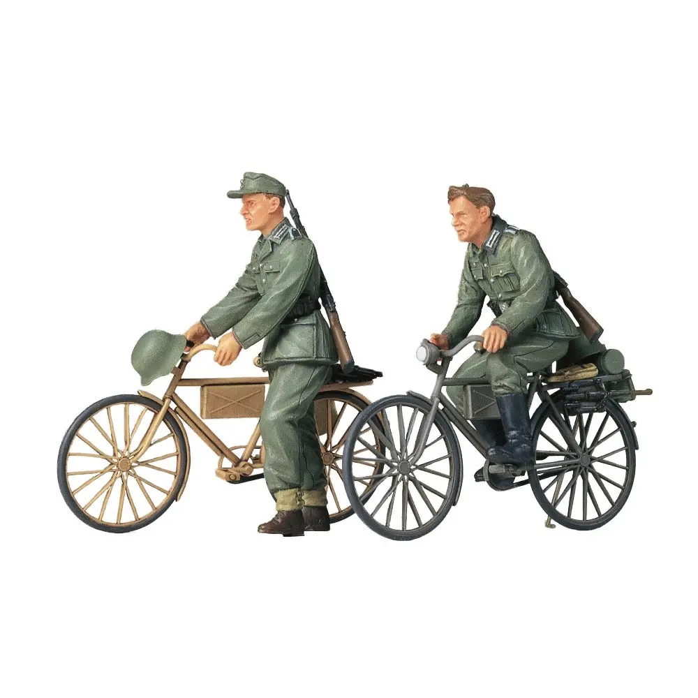 1/35 German Soldiers with Bicycles - Hobbies