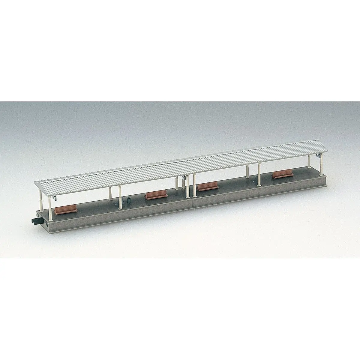 N Low Level Island Platform Extension with Shelter - Hobbies