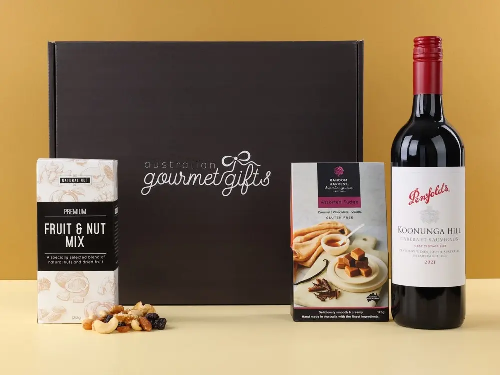 Cab Sauv, Fudge & Nuts Hamper - Groceries