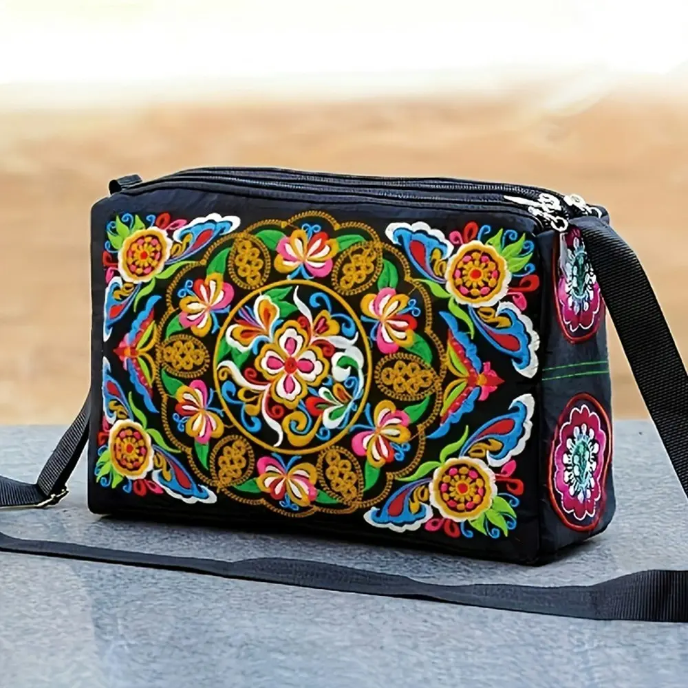 Women's Embroidered Flowers Nylon Crossbody Bag Large Capacity Shoulder Bags - Fashion